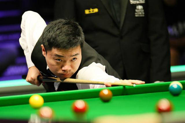 手的压制 手的压制