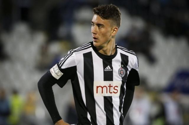 而是社交媒 而是社交媒